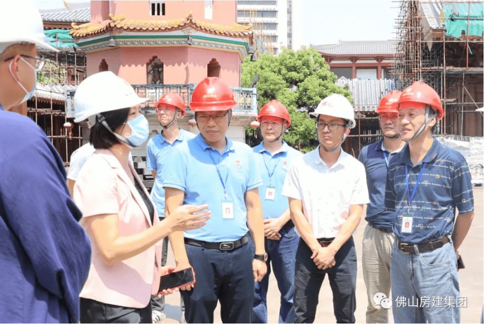 禪城區(qū)委常委、統(tǒng)戰(zhàn)部部長吳莉芬到仁壽寺項目調(diào)研